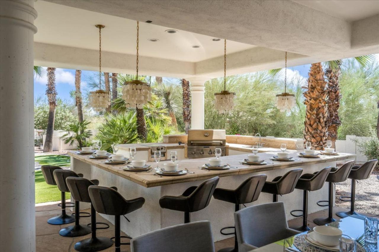 Style Estate, 2 Houses, Putt-putt Course, B-ball Court, Heated Pool * Scottsdale