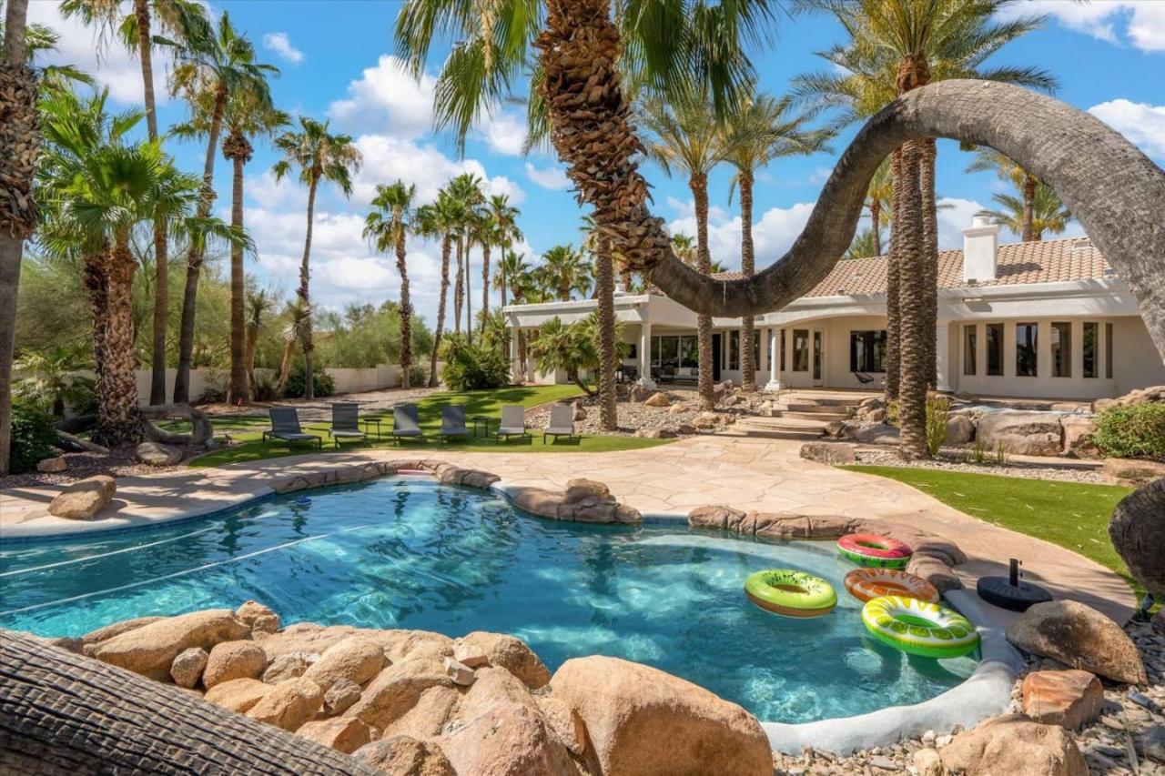 Style Estate, 2 Houses, Putt-putt Course, B-ball Court, Heated Pool * Scottsdale