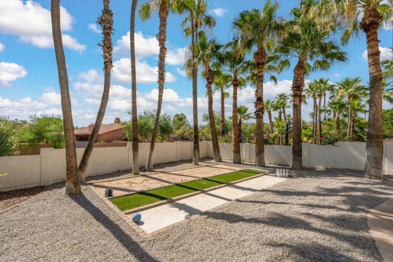 Style Estate, 2 Houses, Putt-putt Course, B-ball Court, Heated Pool Villa