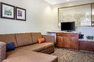 Fairfield By Marriott & Old Town 2*