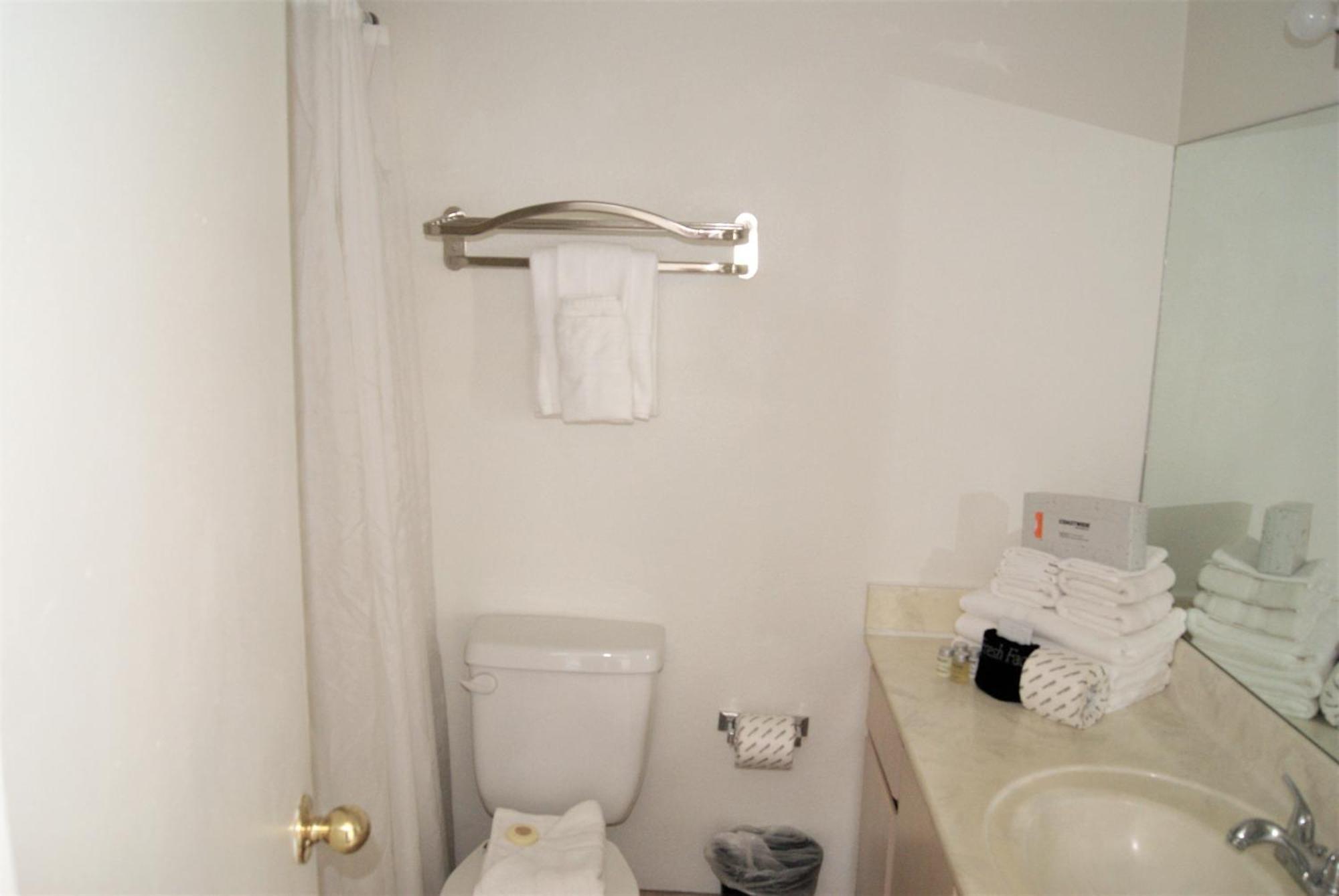 227-fully Furnished, Wifi Included Apartment