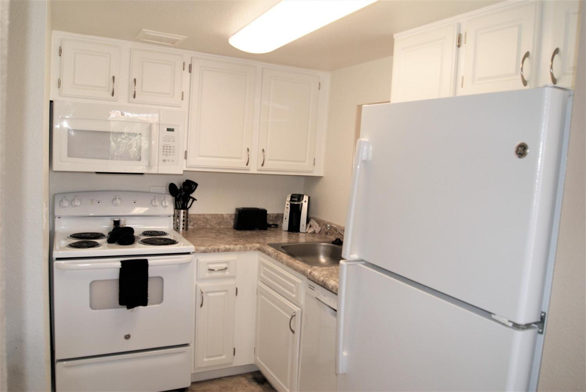 220 Fully Furnished, Wifi Included * Scottsdale