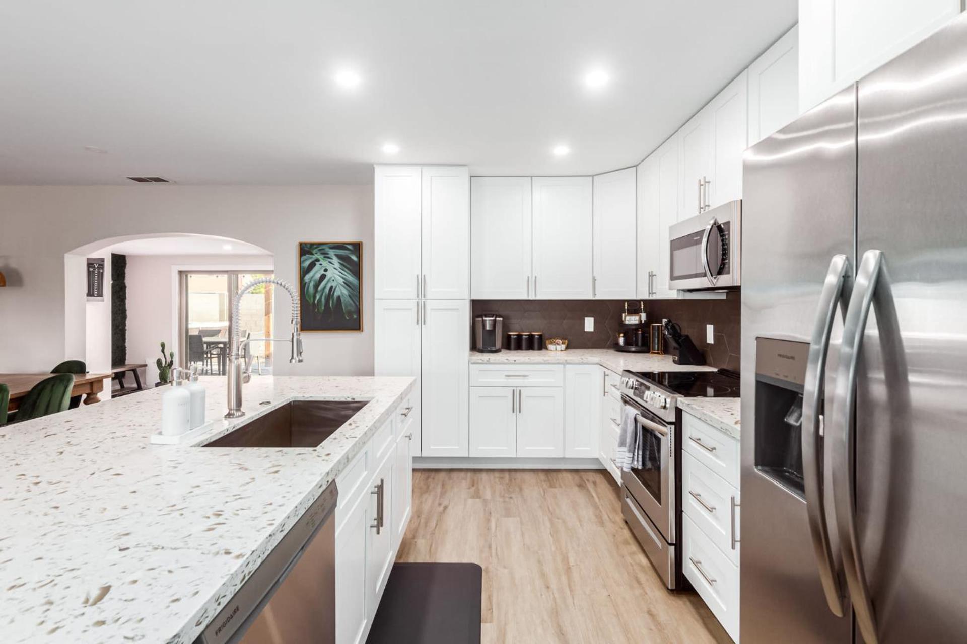 Private Family Pool Oasis Near Old Town *