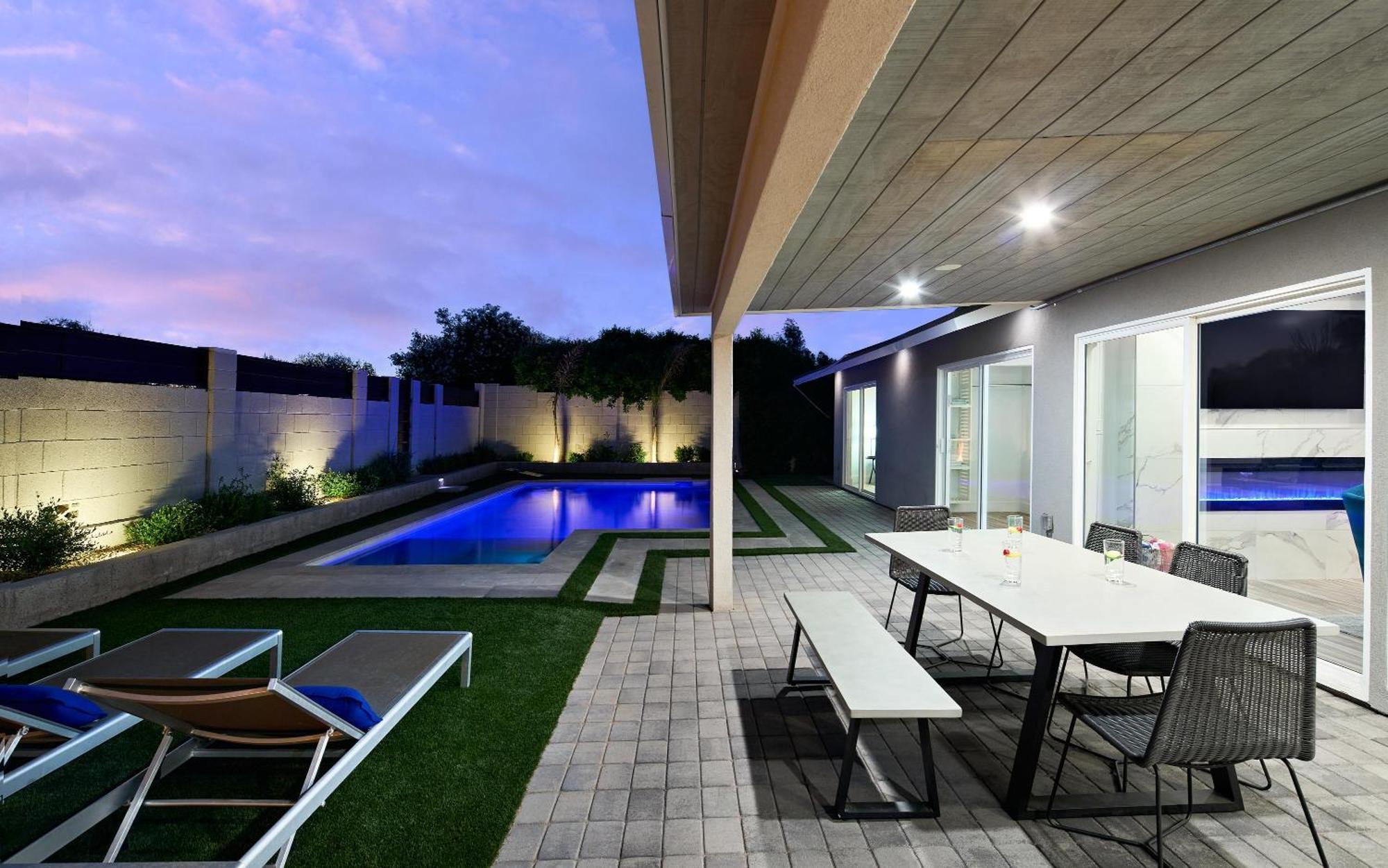 Desert Daze - Pool Heat Available - Fire Pit & Canal Access * Scottsdale