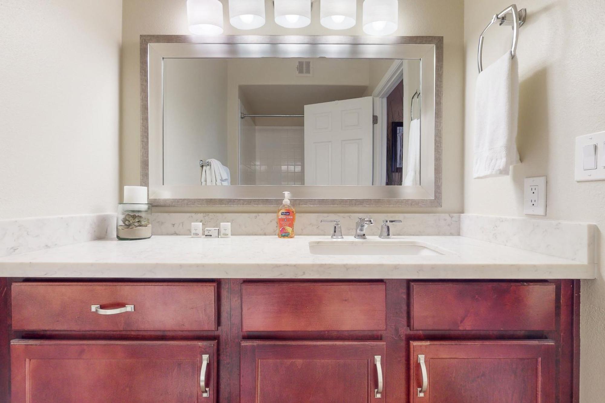 The Signature Unit & Breezy Desert Retreat *