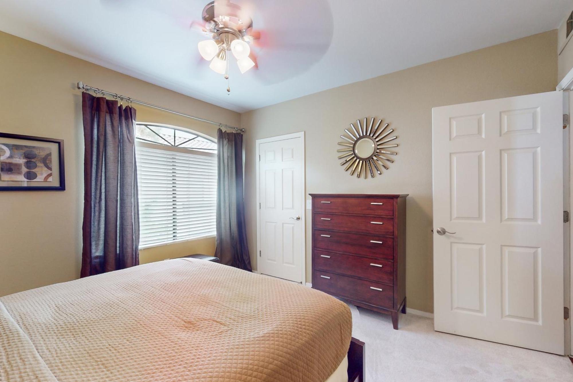 Apartment The Signature Unit & Breezy Desert Retreat