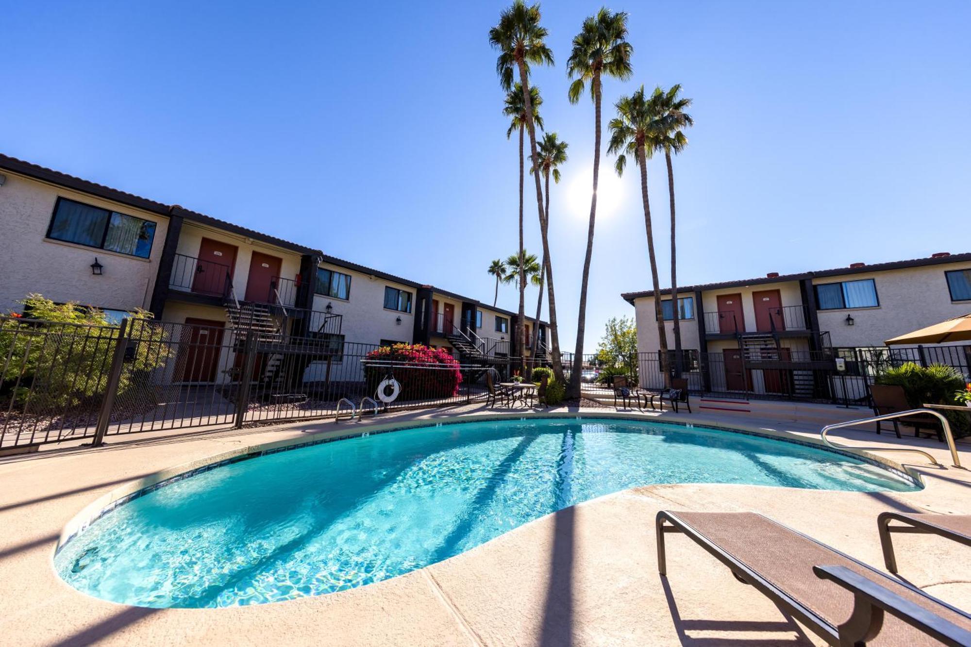 Apartment 145 Fully Furnished 1br Suite-pet Friendly Scottsdale