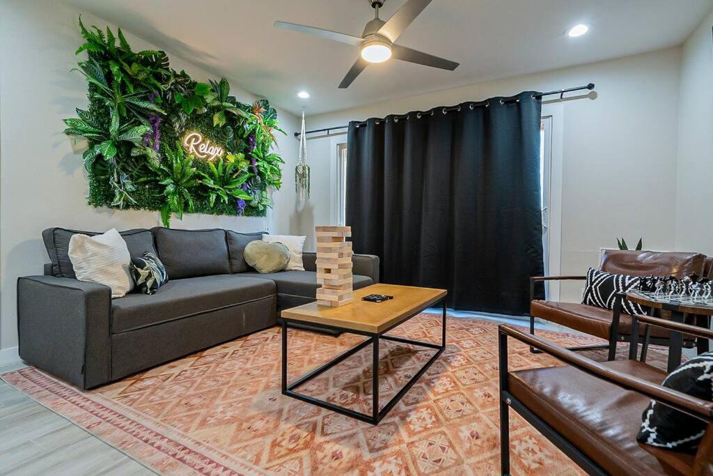 Cozy Coast 3bedroom W Pool & Hot Tub Scottsdale