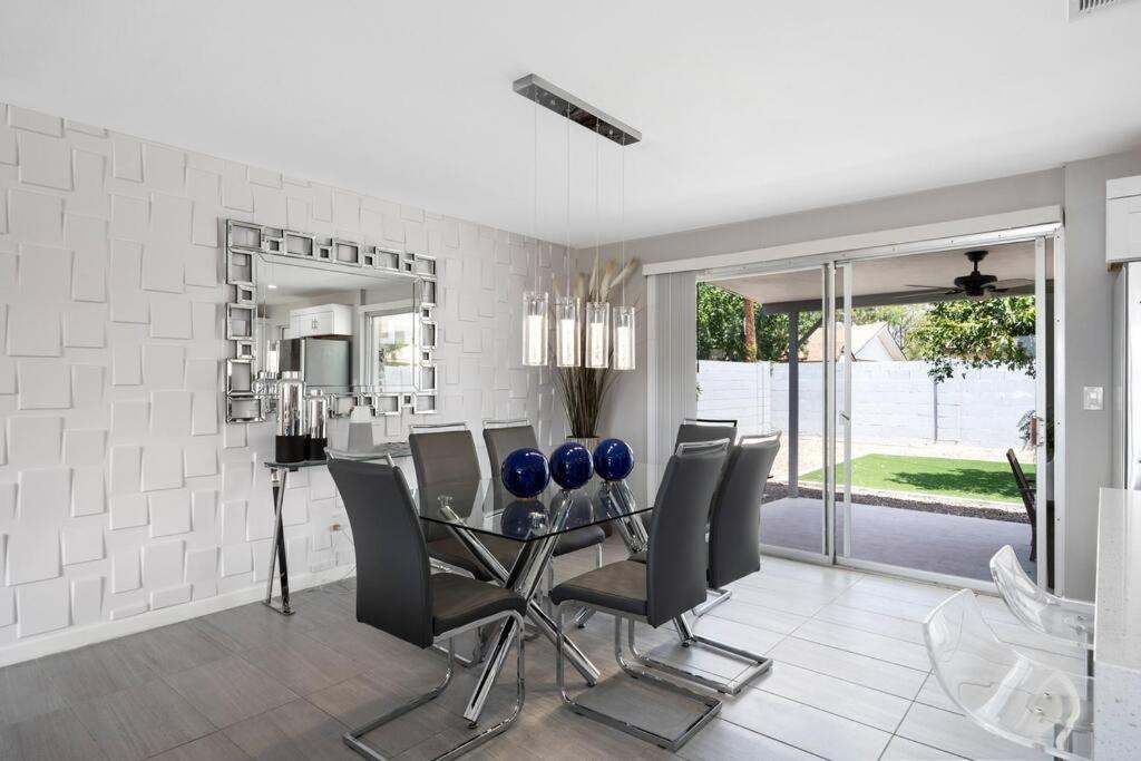 Holiday home Starlight Pool Table & Hot Tub!