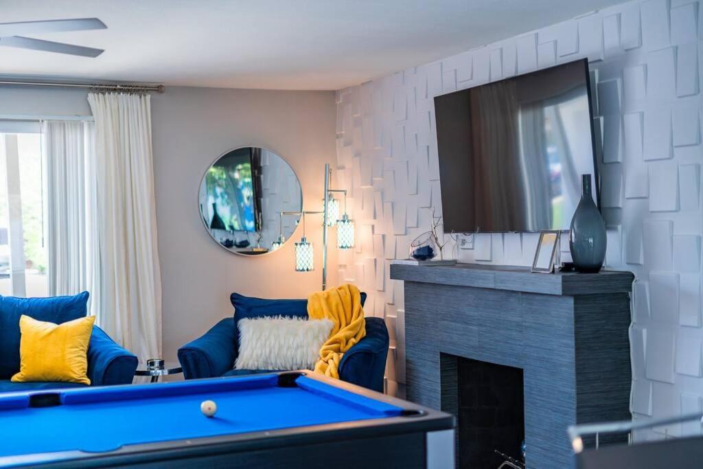 Holiday home Starlight Pool Table & Hot Tub! Scottsdale