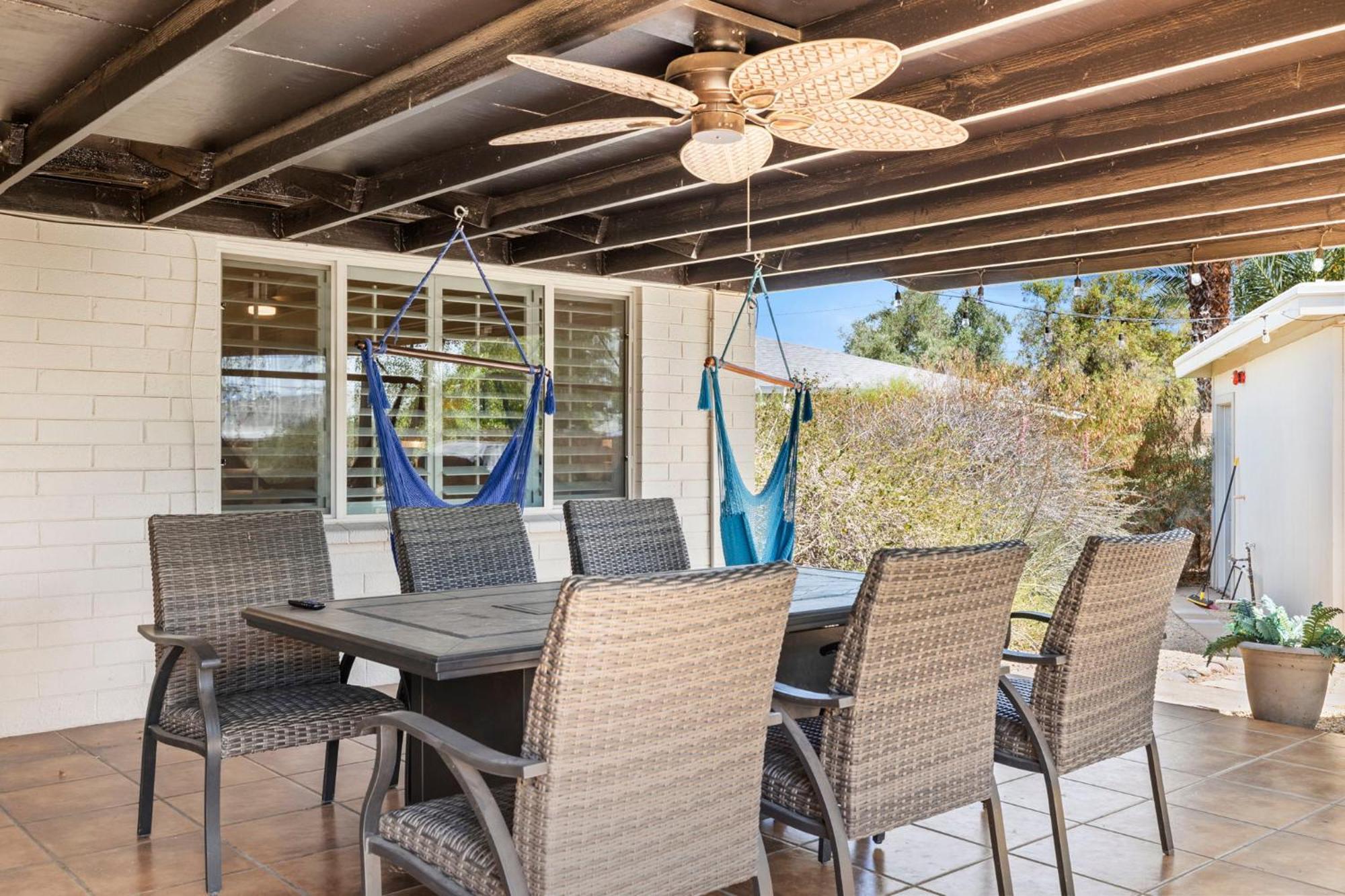 Private With Detached Casita - Pool & Putting Holiday home
