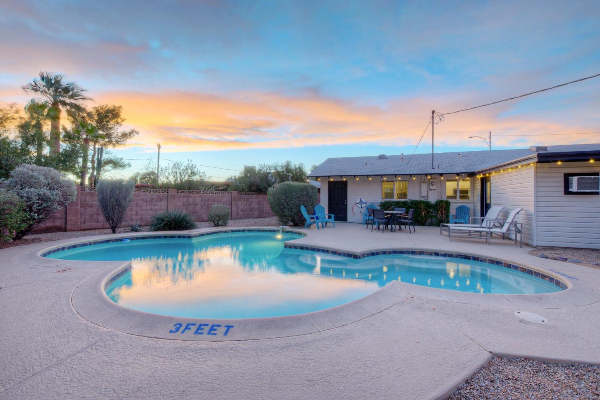 Private With Detached Casita - Pool & Putting Scottsdale