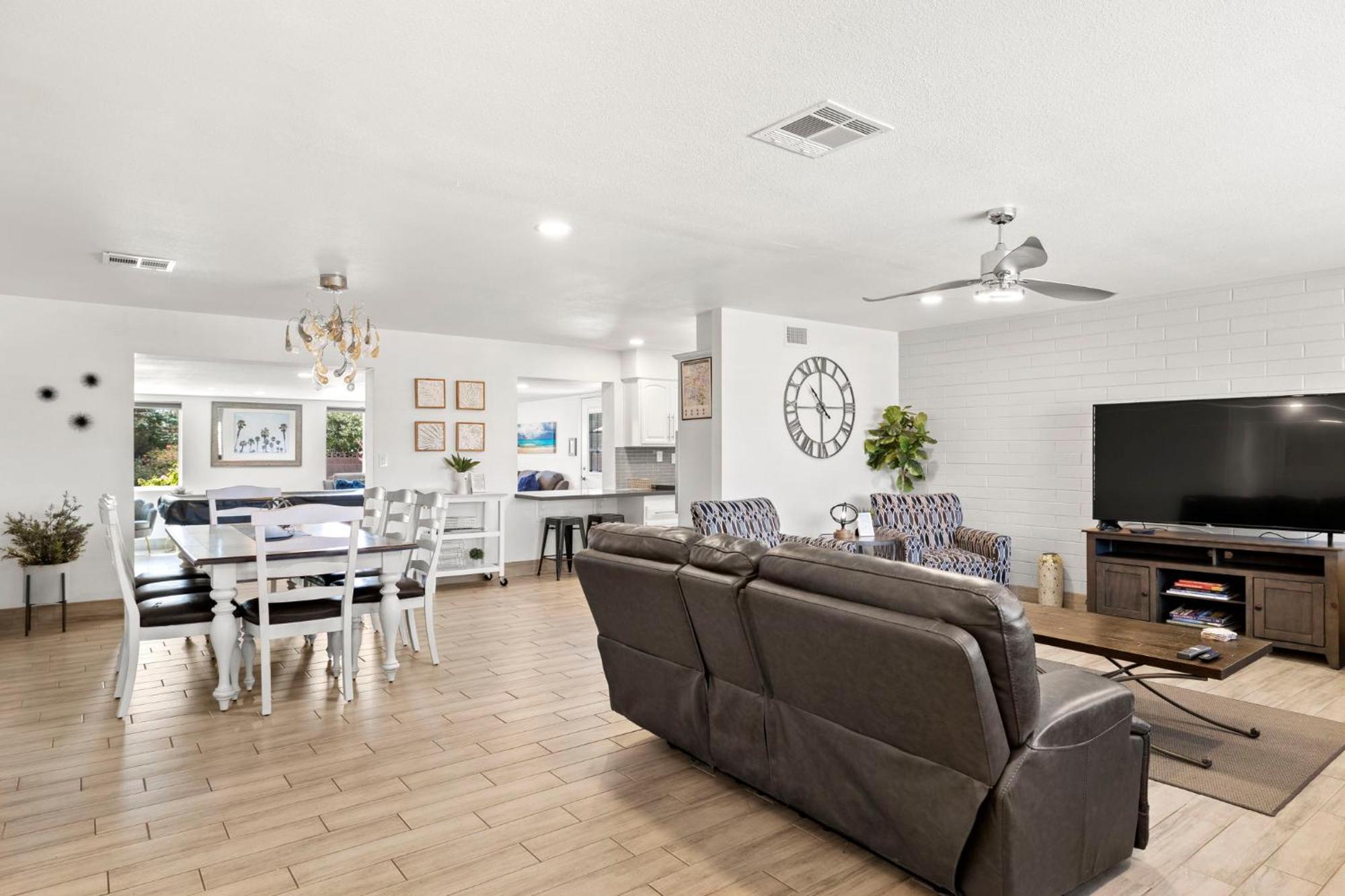 Private With Detached Casita - Pool & Putting Holiday home Scottsdale