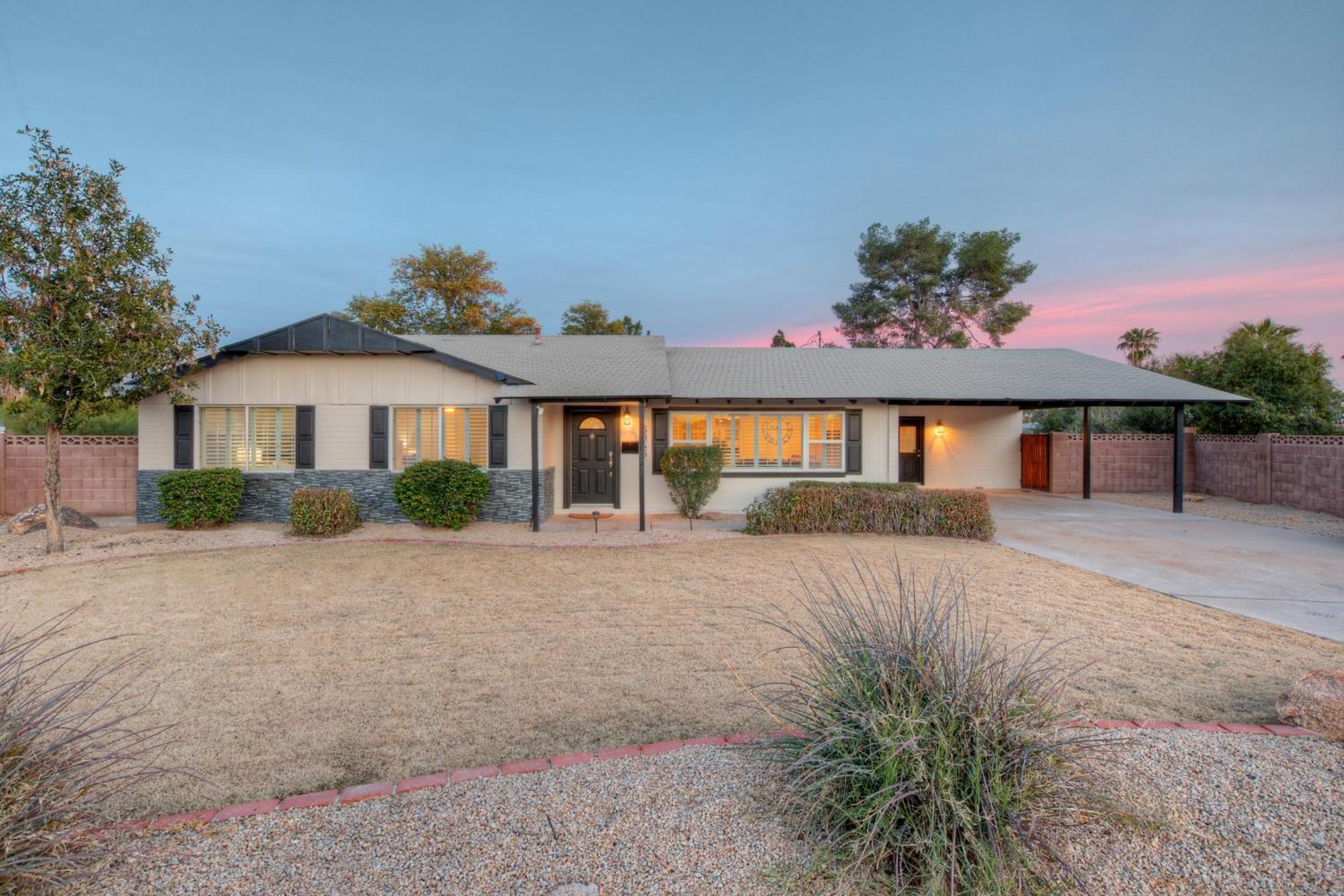 Private With Detached Casita - Pool & Putting Holiday home