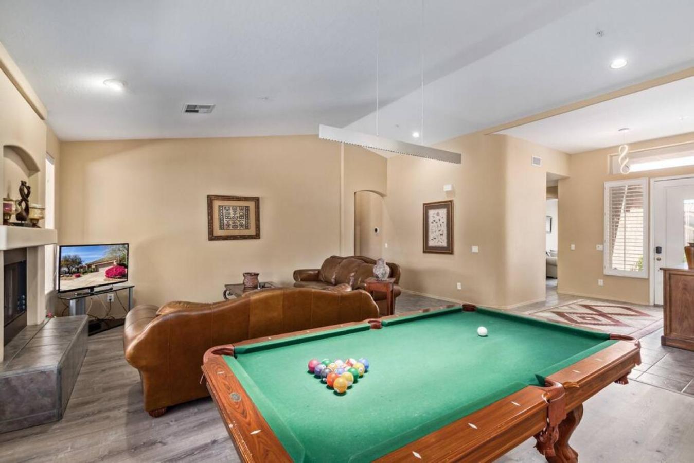 Grayhawk Updated Sleeps 6 With Holiday home