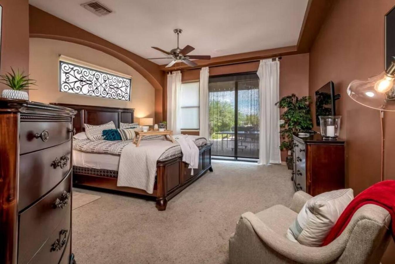 Desert Calm - North Four Bedroom Pool And Holiday home Scottsdale