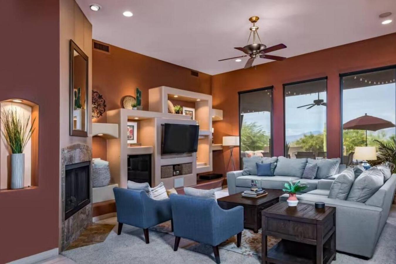 Desert Calm - North Four Bedroom Pool And Holiday home *