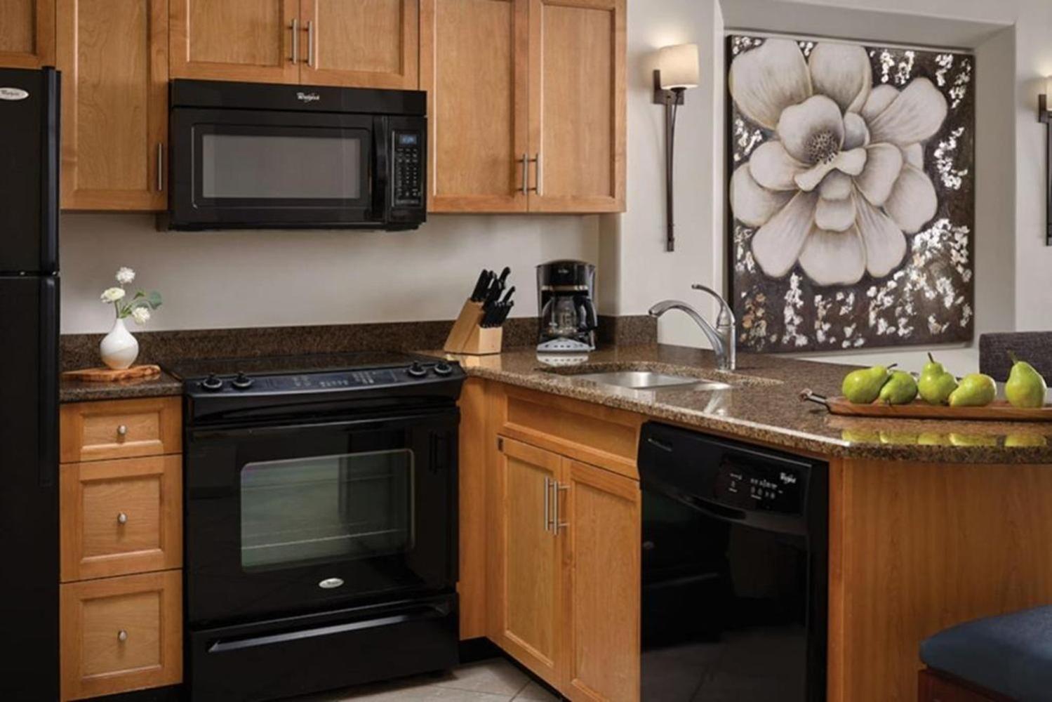 Enjoy Has To Offer With The Family In 2bd