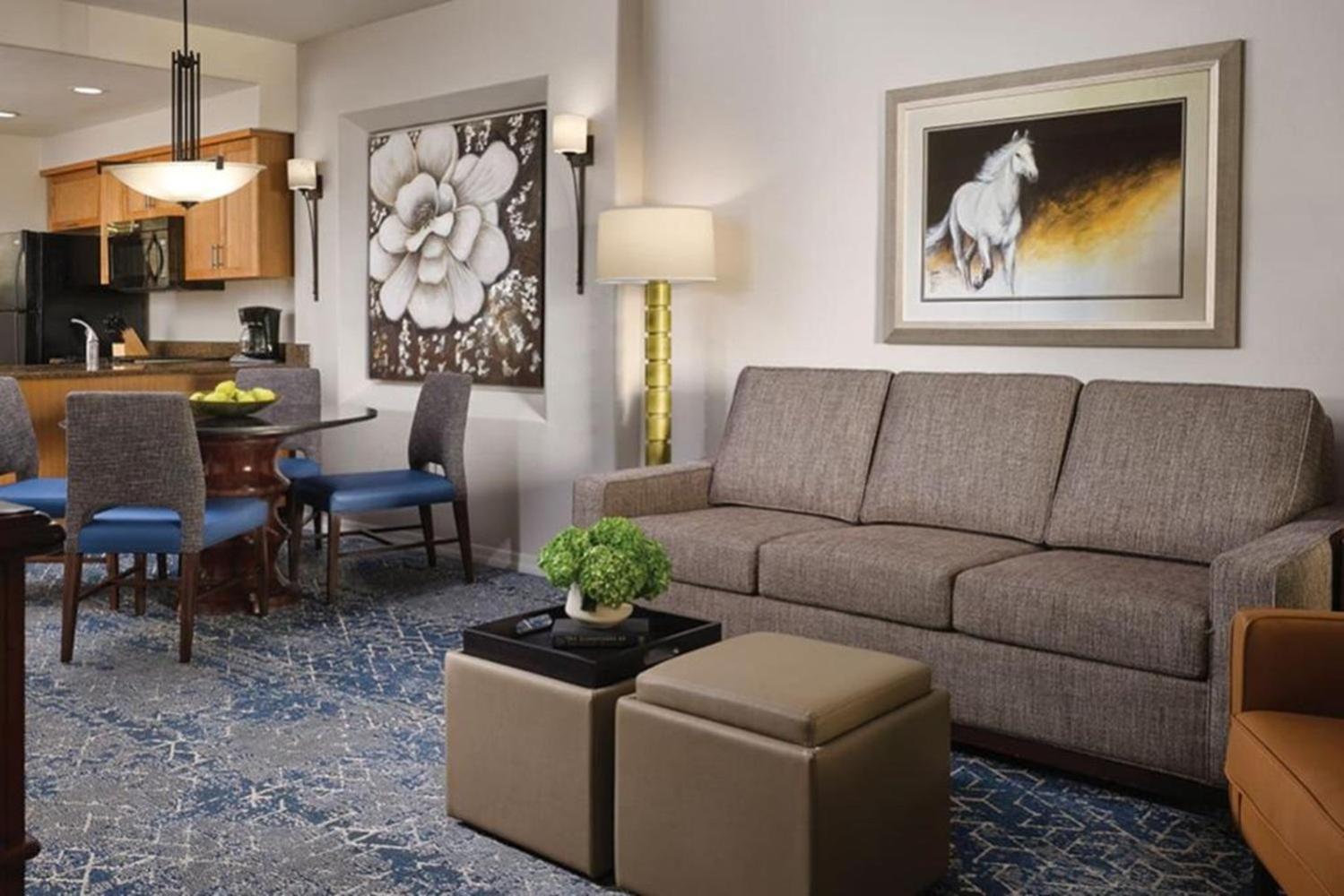 Enjoy Has To Offer With The Family In 2bd