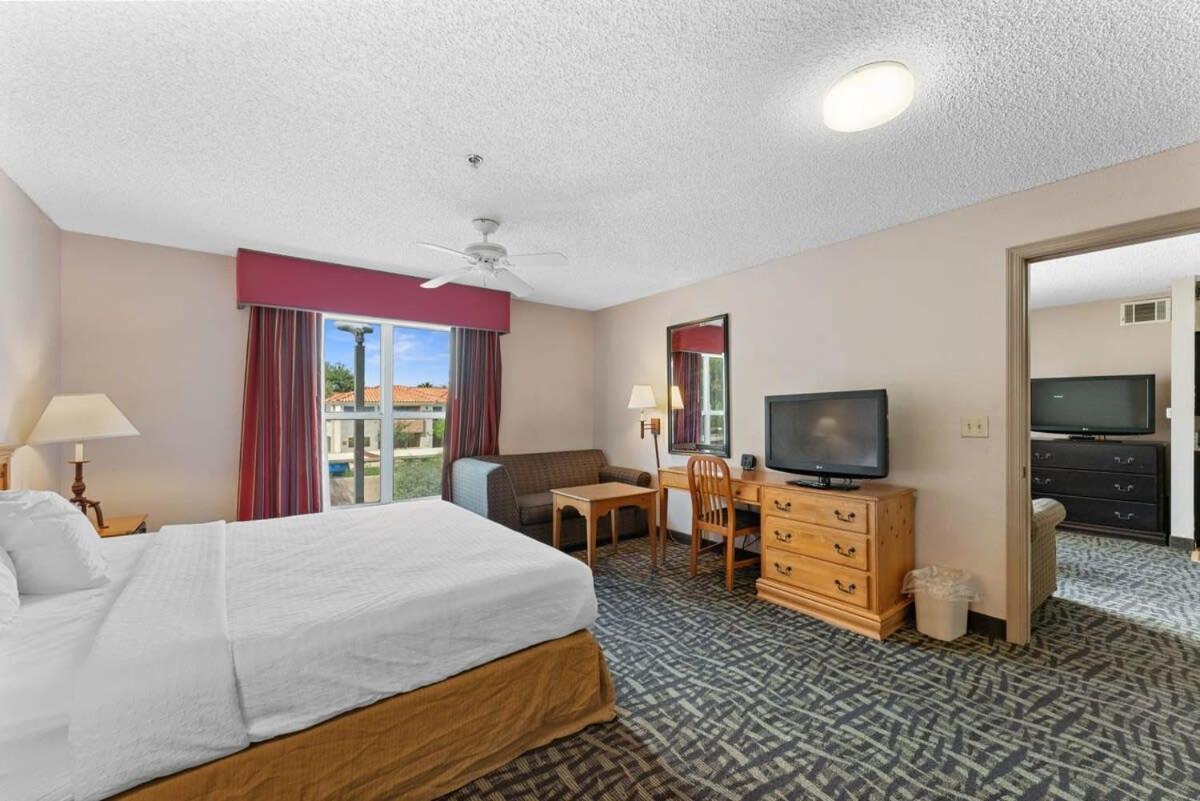 2 Bd 2 Ba Furnished King Beds Apartment Scottsdale
