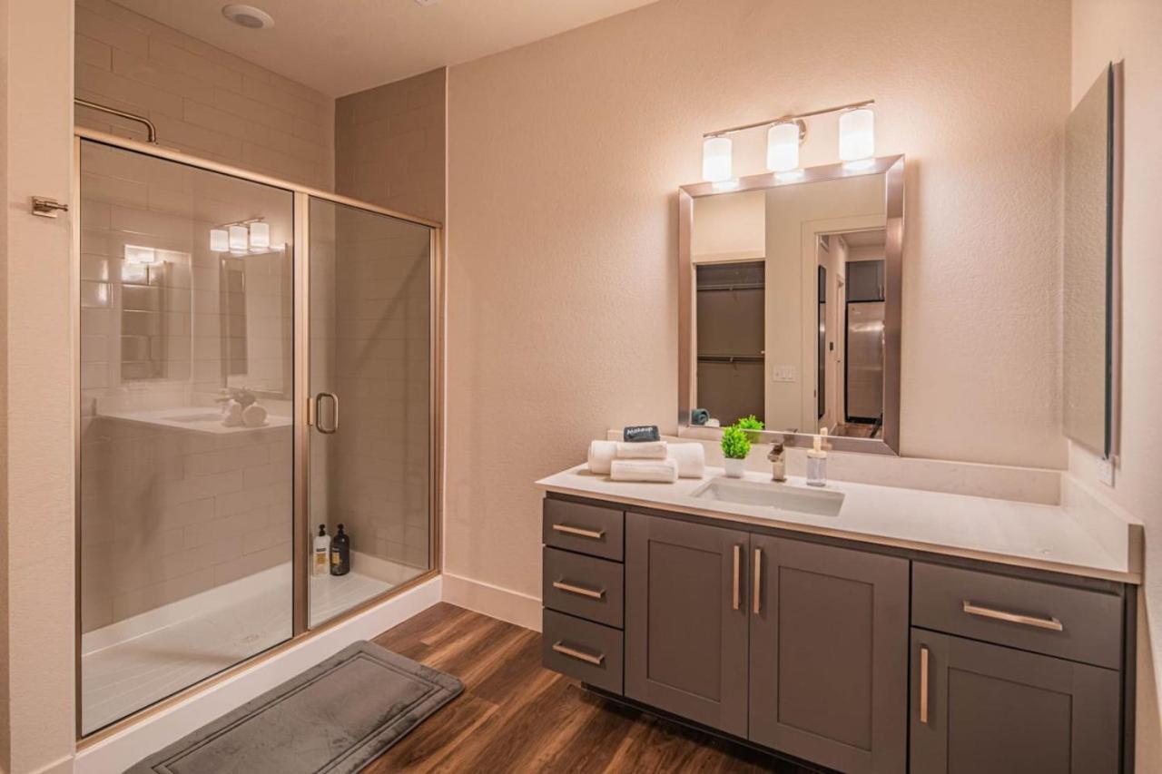 Apartment Cozy 1br Kierland Commons, Tpc Golf, Pool, Gym, W-d