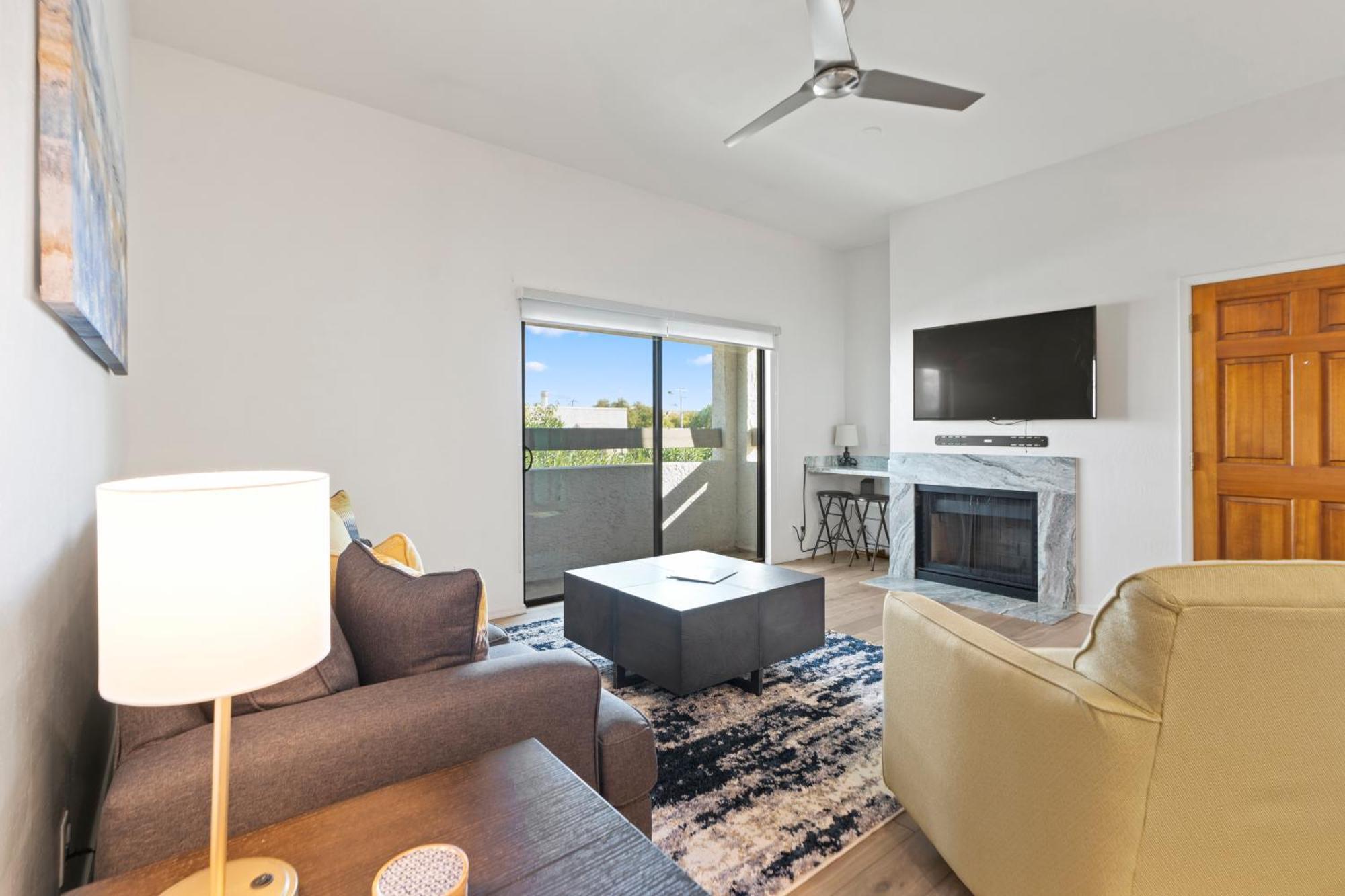Spacious 1br W Patio & Close To Old Town Holiday home Scottsdale