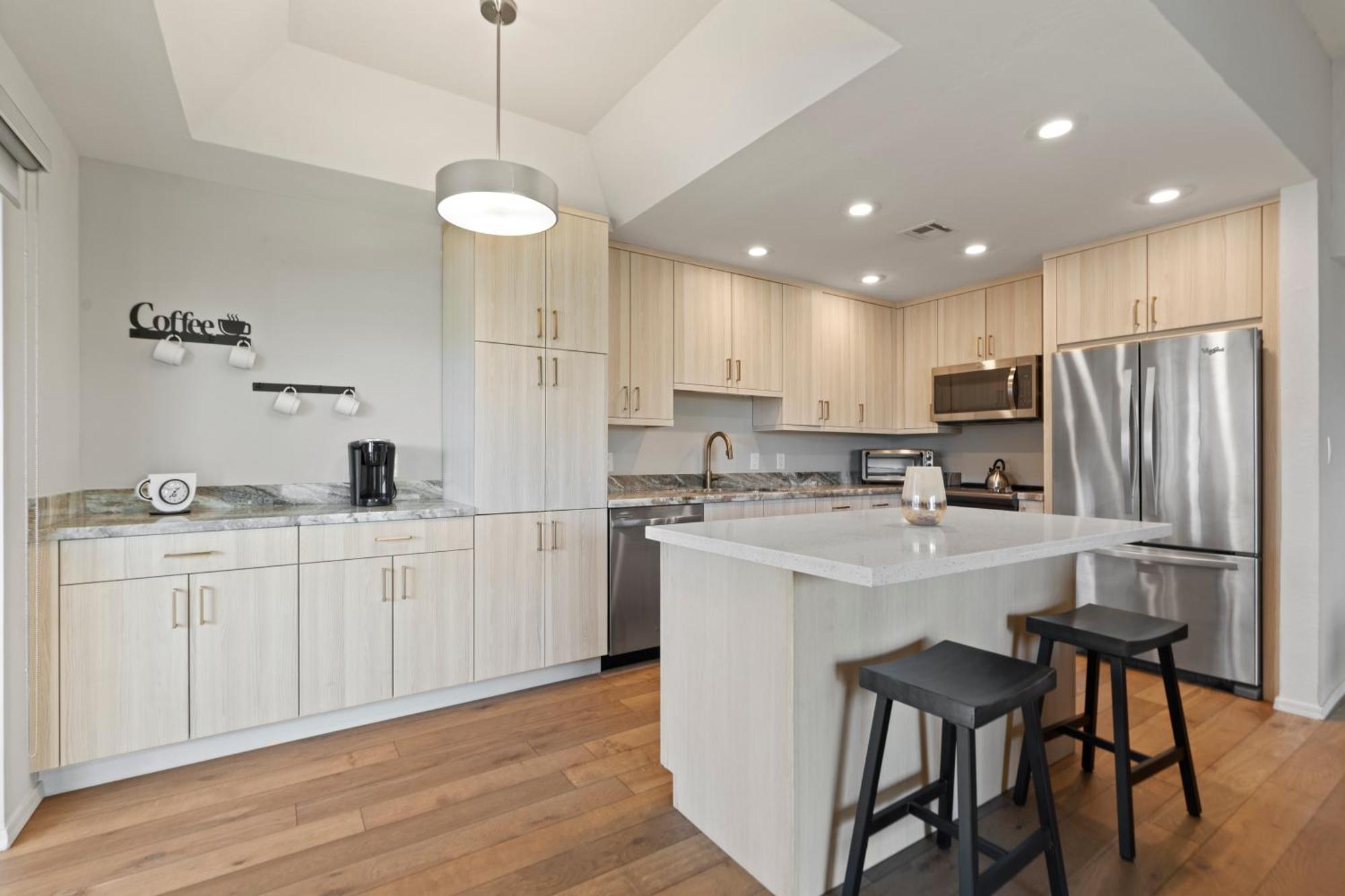 Holiday home Spacious 1br W Patio & Close To Old Town *