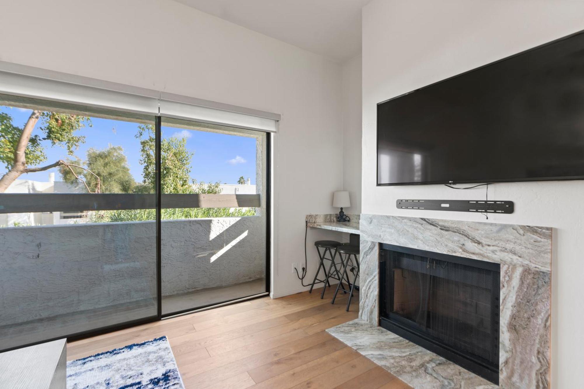 Holiday home Spacious 1br W Patio & Close To Old Town