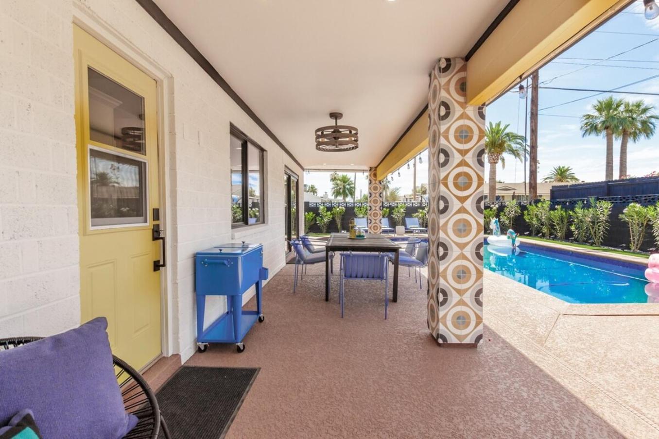 Sophisticated Luxury W Heated Pool, Ev Charger Holiday home