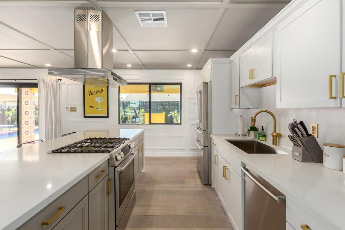 Holiday home Sophisticated Luxury W Heated Pool, Ev Charger *