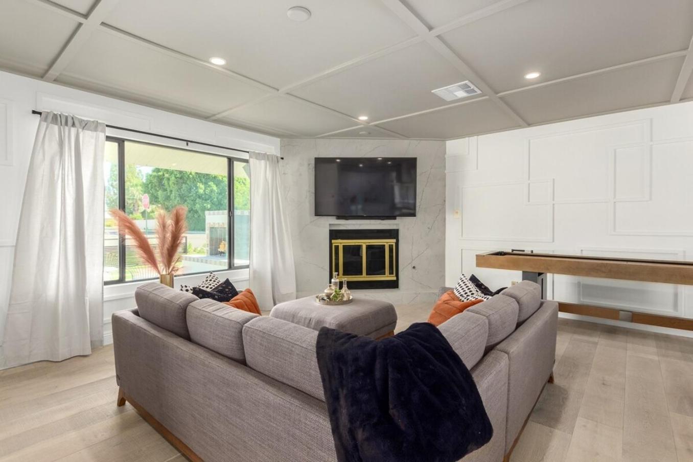 Holiday home Sophisticated Luxury W Heated Pool, Ev Charger *