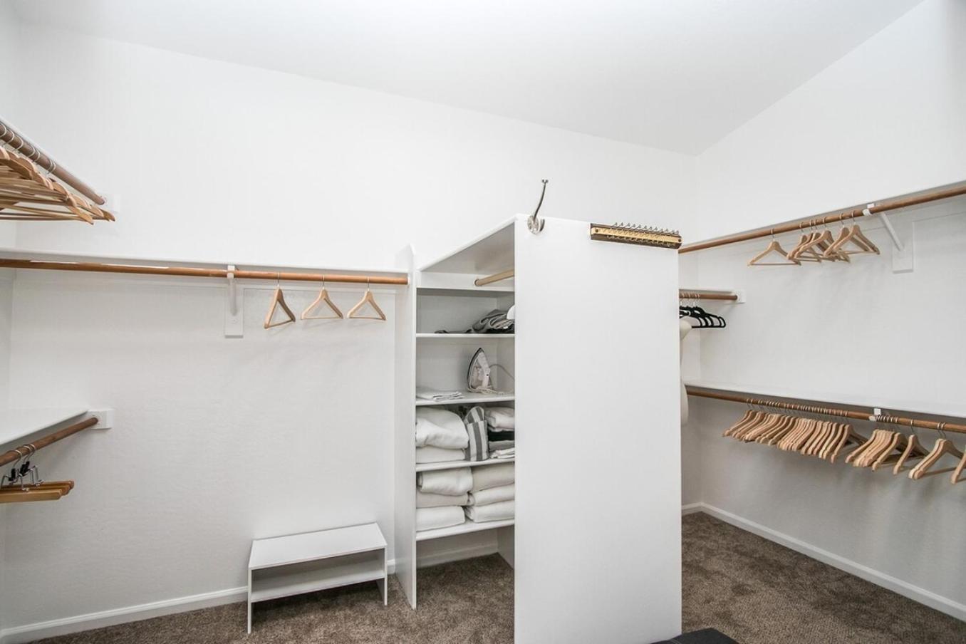 Holiday home Luxury Homestyle Getaway Wpool, Gym, & Office Scottsdale
