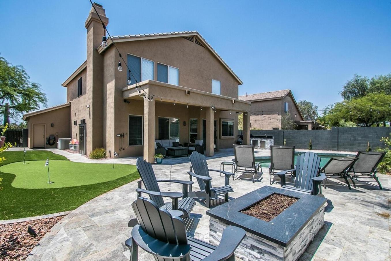 Holiday home Luxury Homestyle Getaway Wpool, Gym, & Office