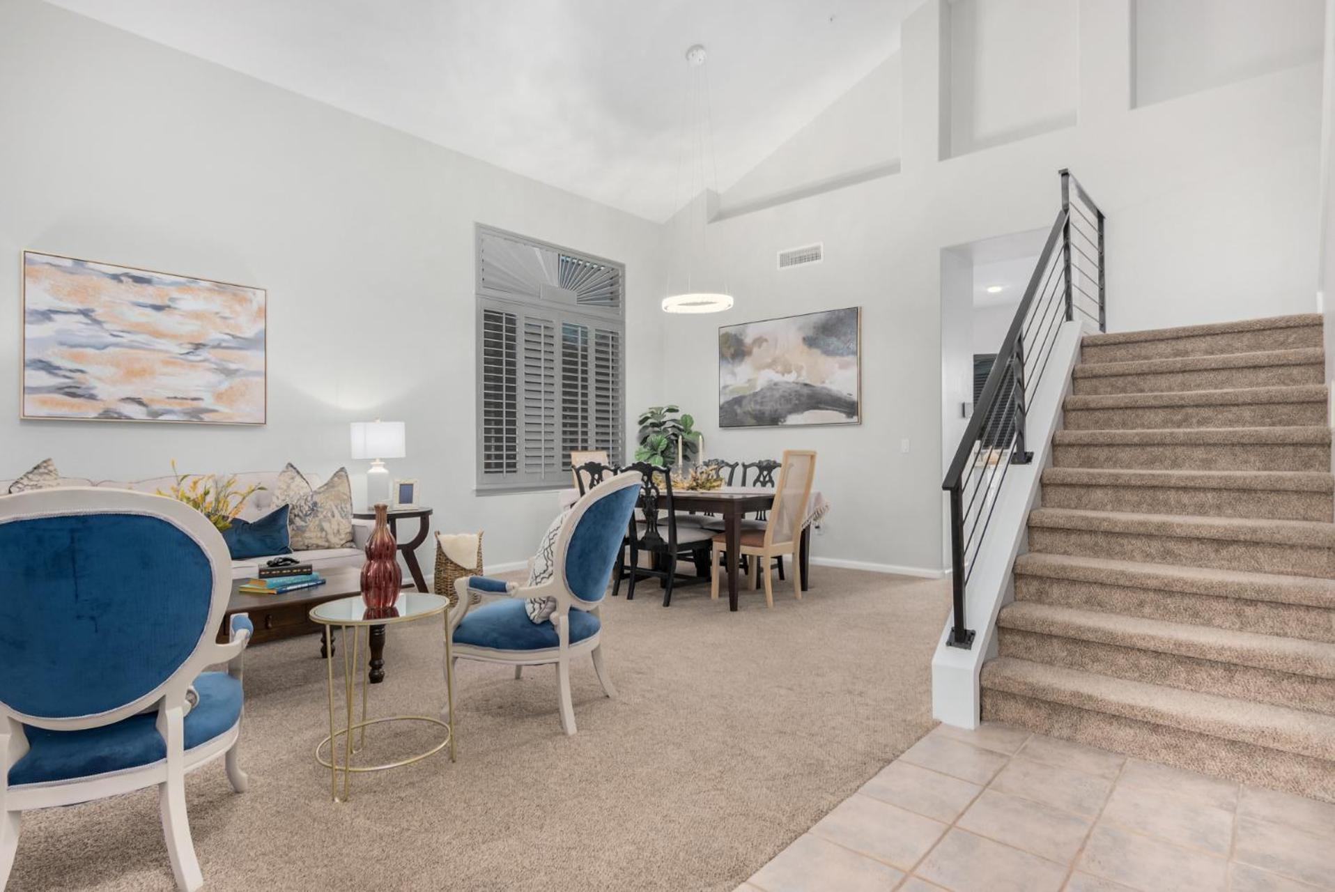 Luxury Homestyle Getaway Wpool, Gym, & Office Holiday home *