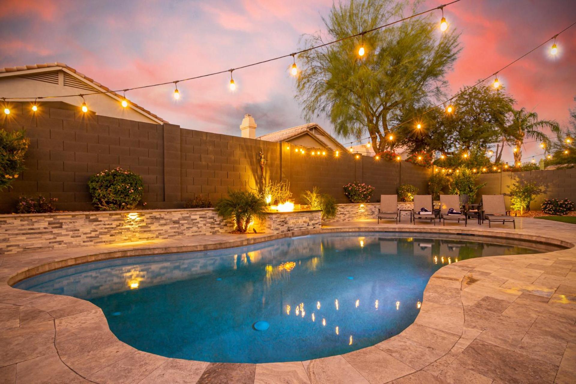 Luxury Homestyle Getaway Wpool, Gym, & Office *