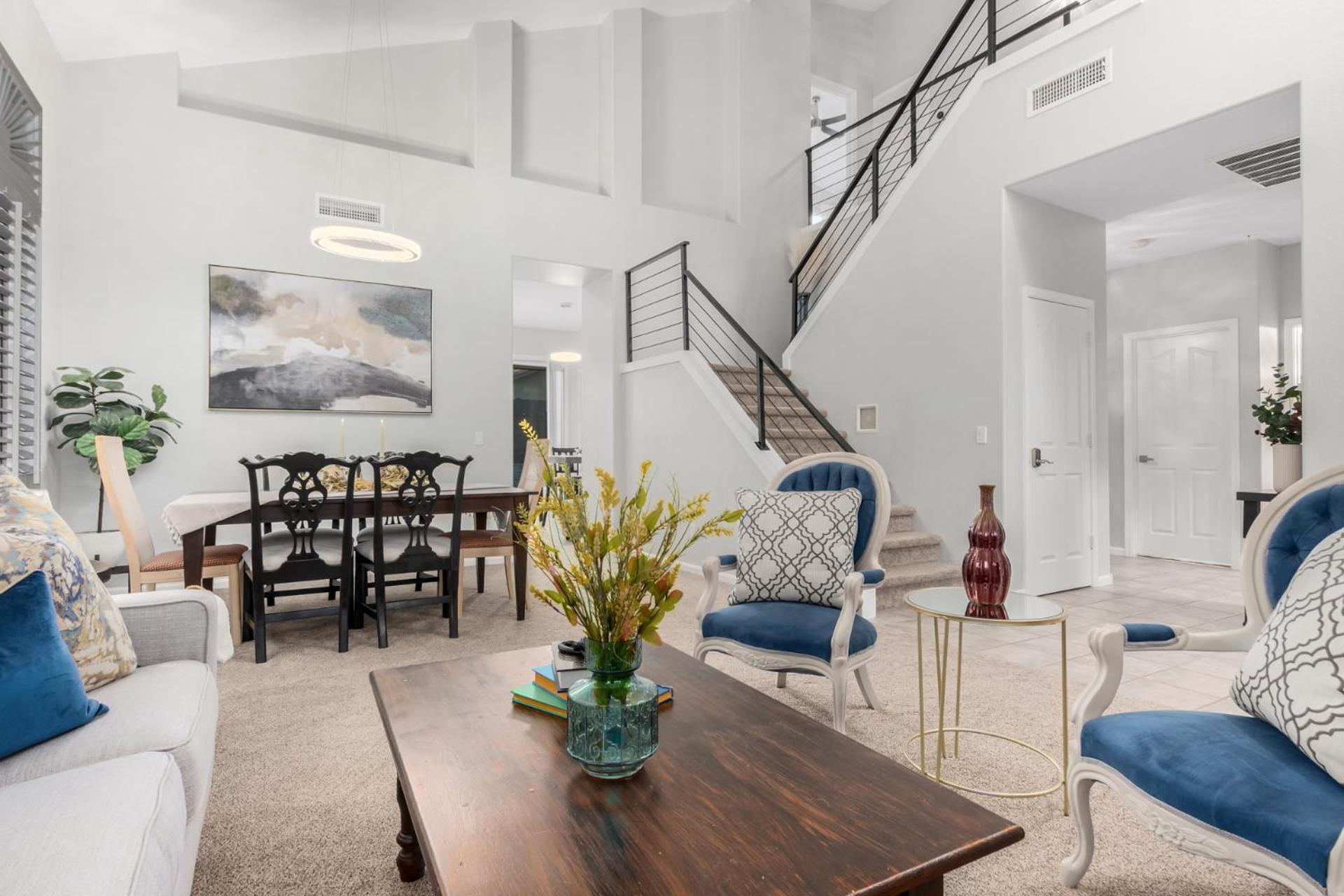 Luxury Homestyle Getaway Wpool, Gym, & Office Holiday home