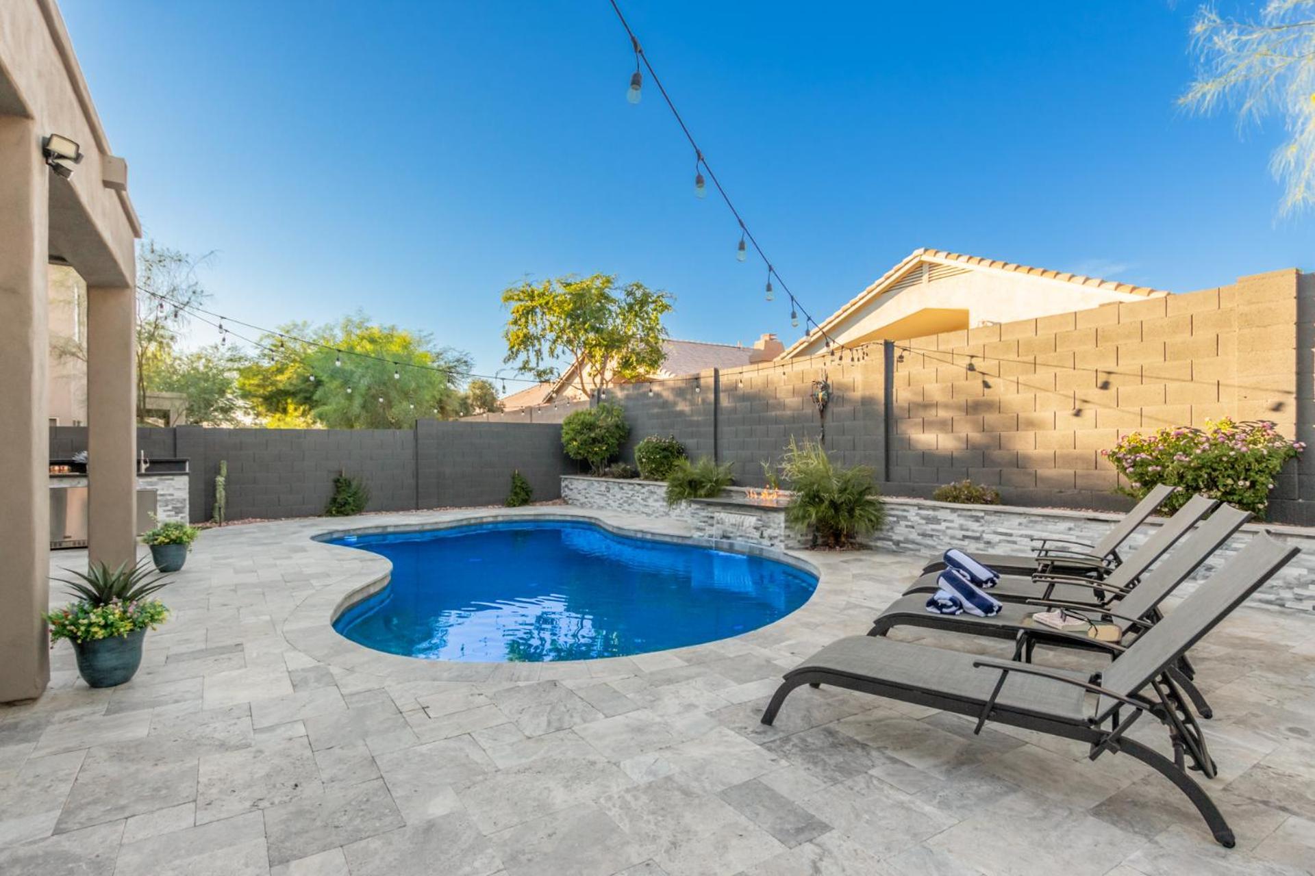 Luxury Homestyle Getaway Wpool, Gym, & Office Holiday home Scottsdale
