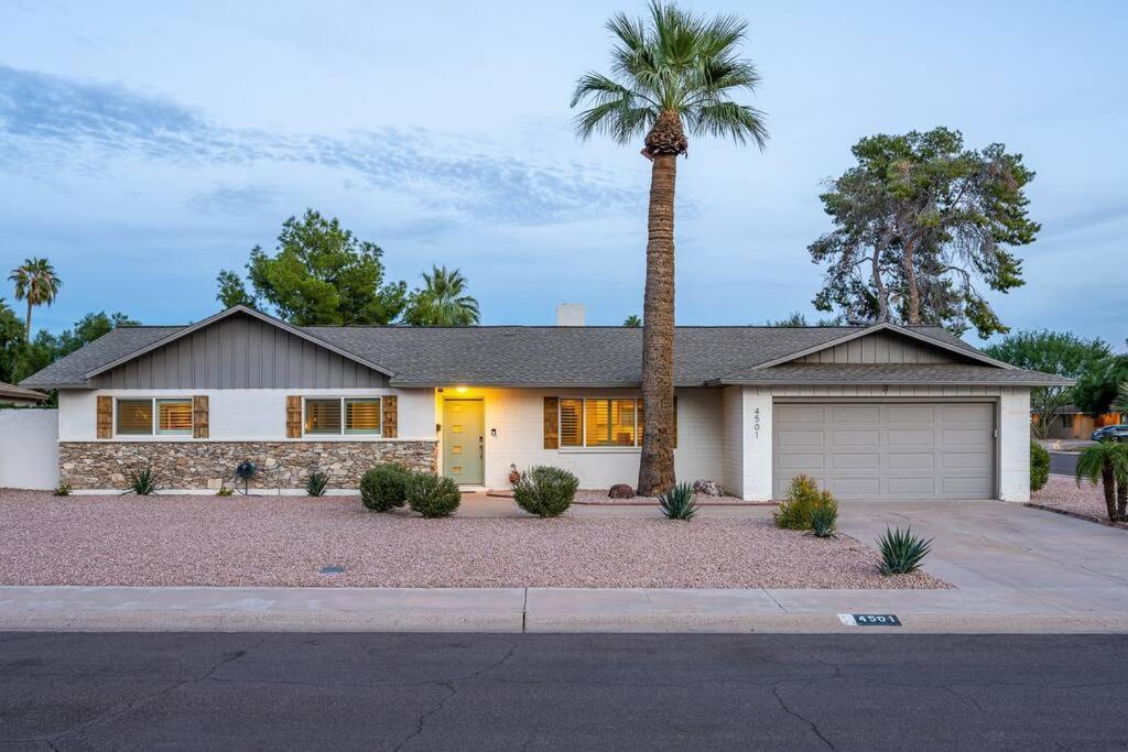 Dos Cacti Outdoor Oasis, Heated Pool, Spa, Bikes, Ev, Bbq * Scottsdale