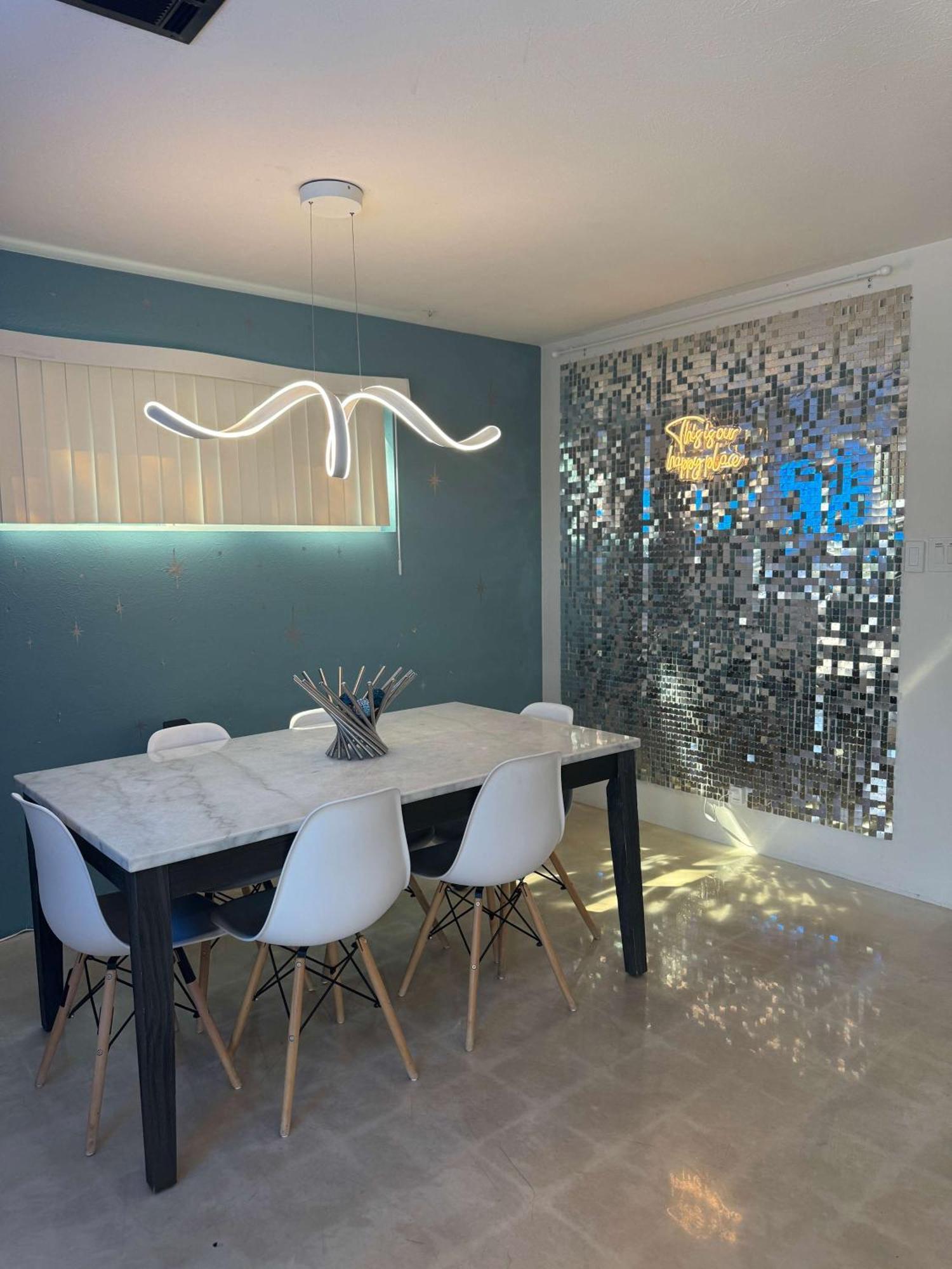 Galactic Getaway By Club - New Holiday home *