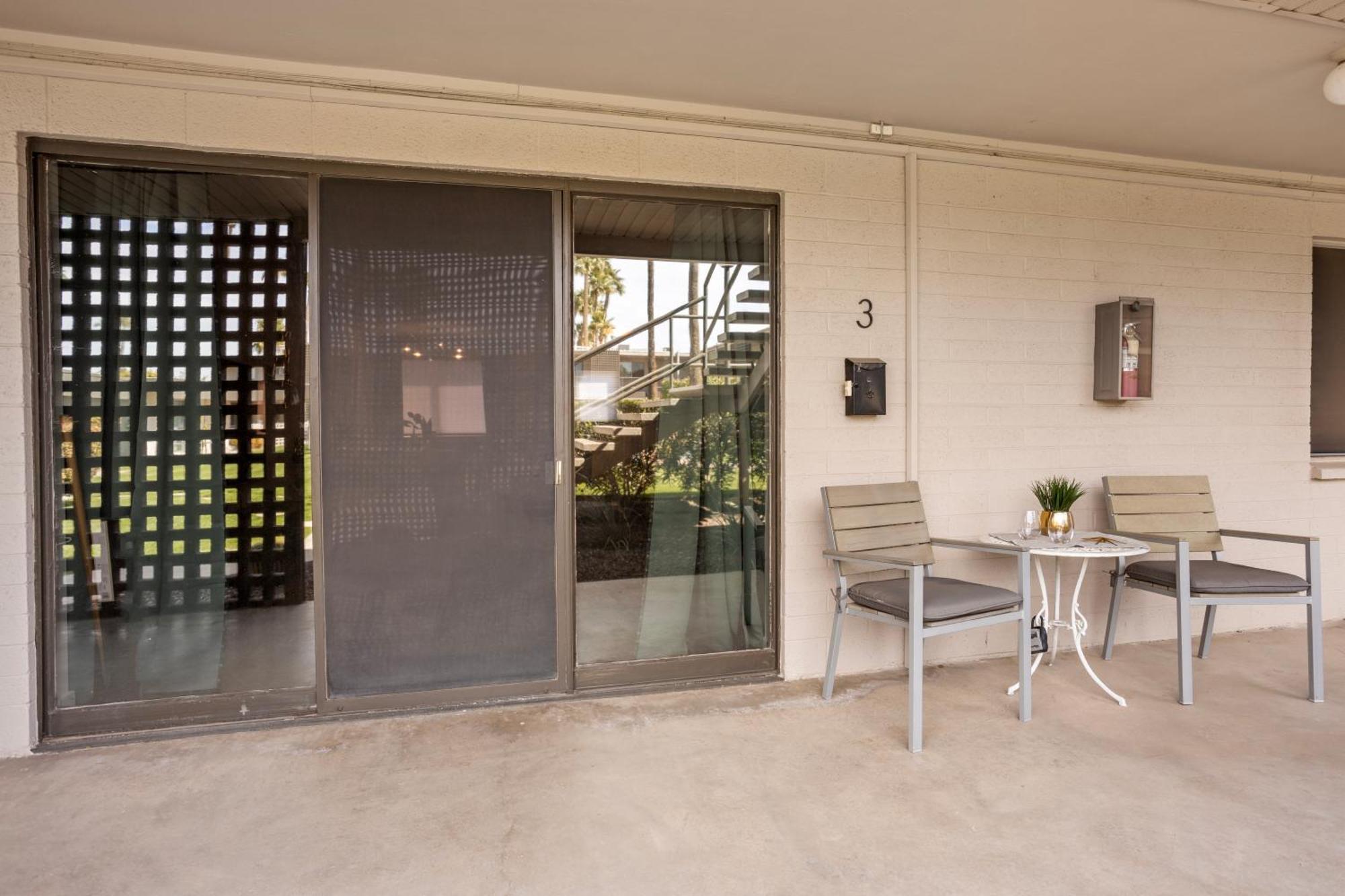 Apartment 2 Bedroom, Heart Of Scottsdale
