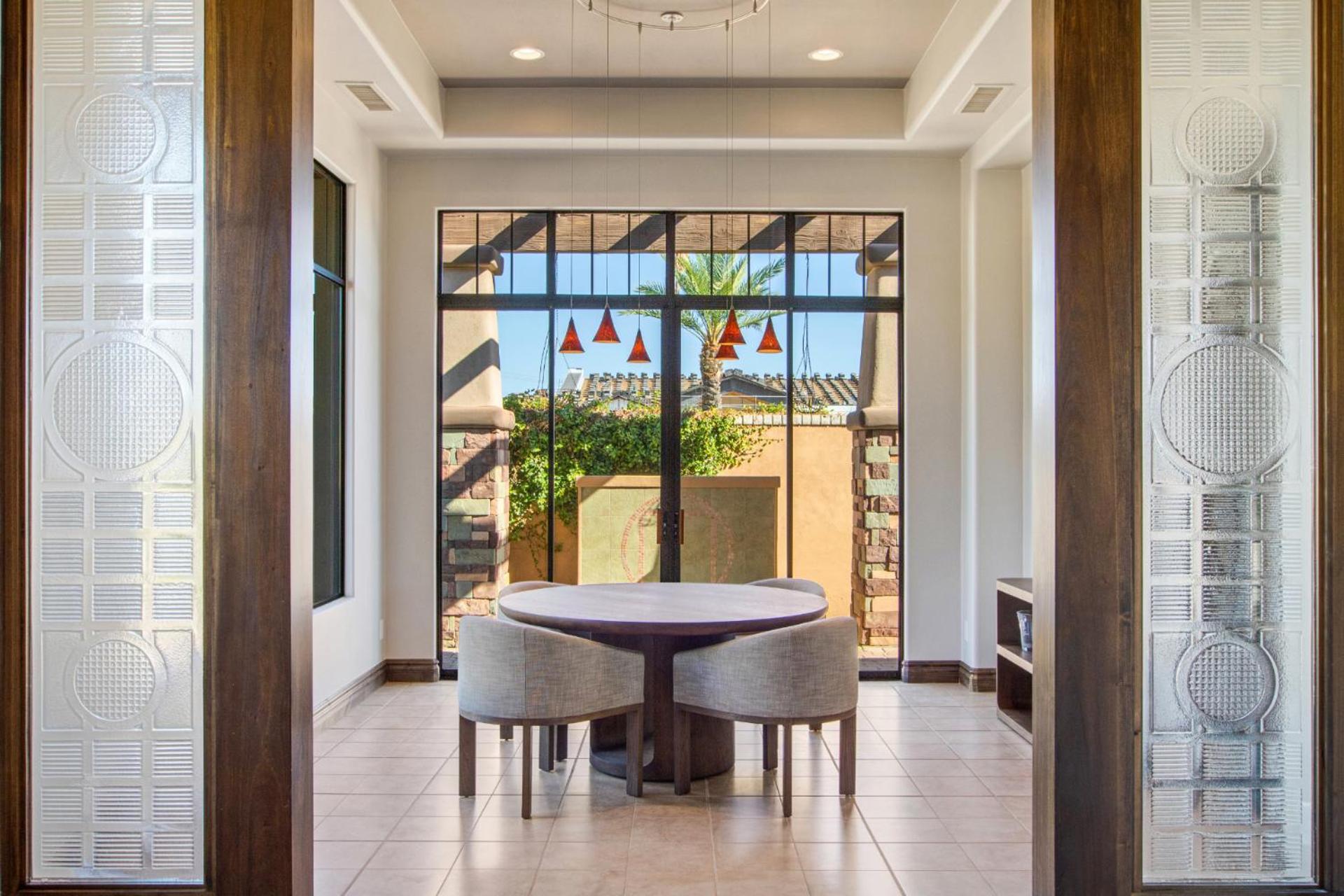 Holiday home Private Pool & Hot Tub, Retreat - Large Luxury Smart Scottsdale