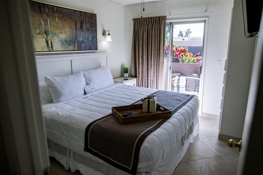 137 Fully Furnished, Amenities Galore Apartment