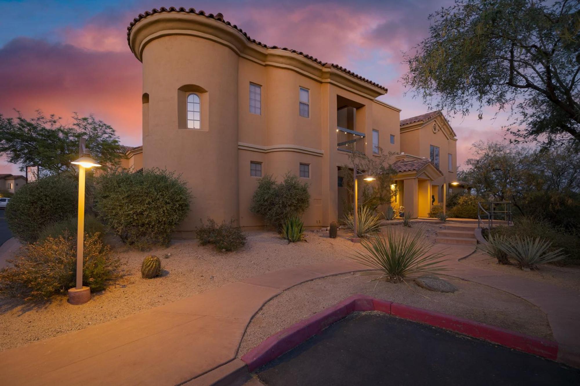 Desert Village Vista By Avantstay Patio W Fire Pit Pool Access Holiday home *