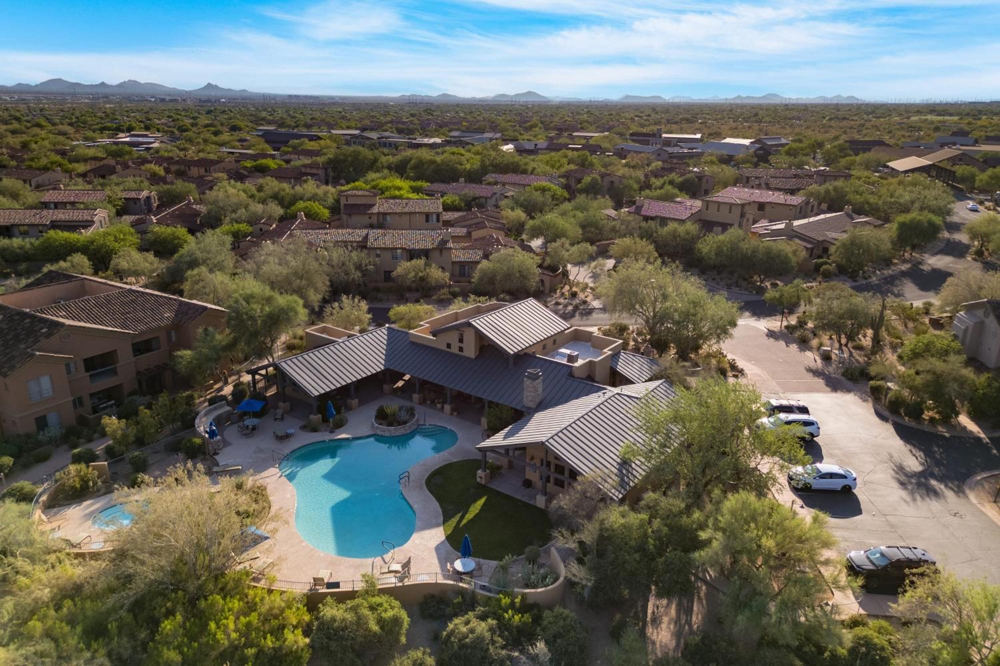 Desert Village Vista By Avantstay Patio W Fire Pit Pool Access Scottsdale