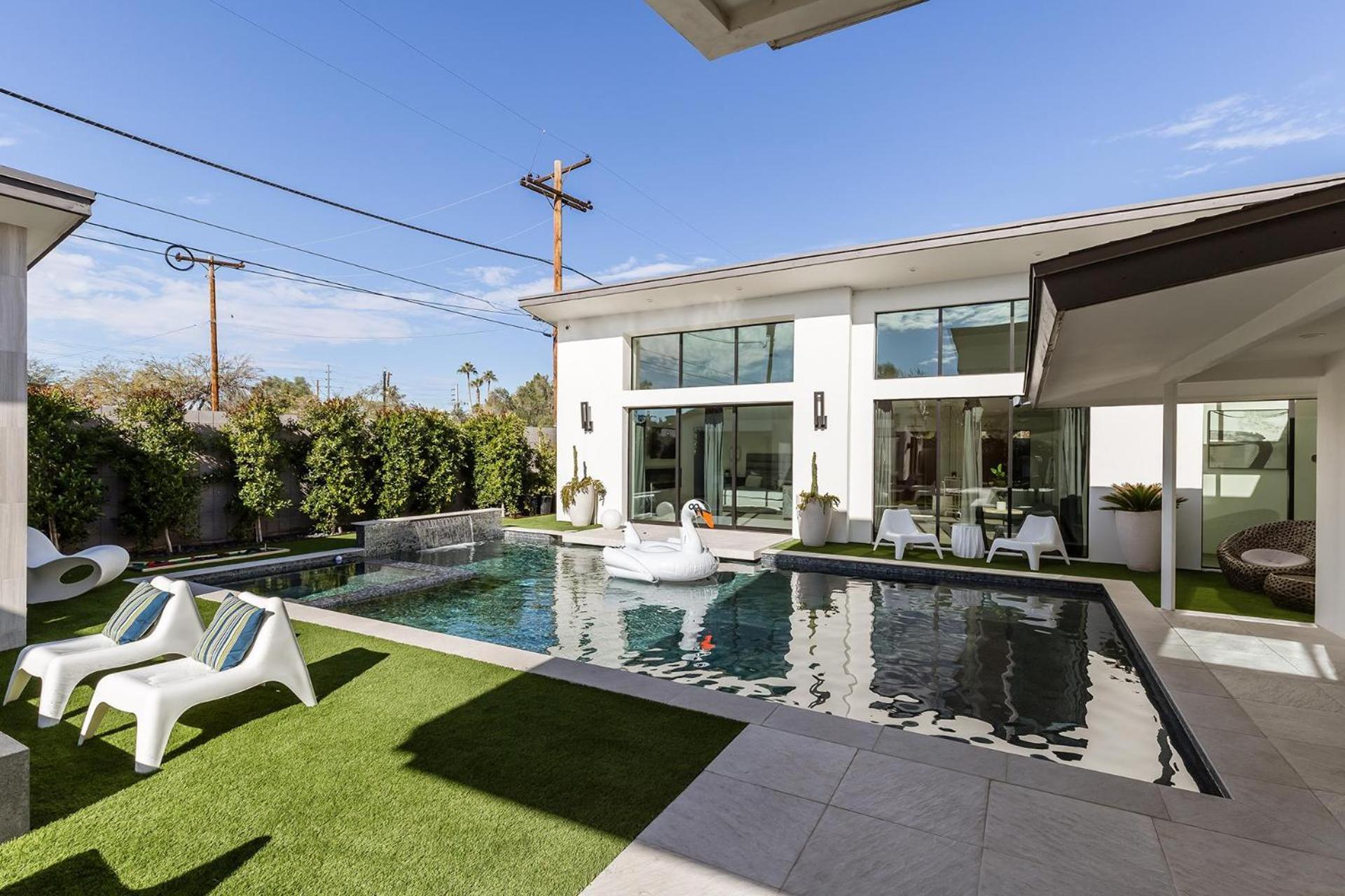 Holiday home L.a. Meets Scottsdale-resort Backyard-pool & *