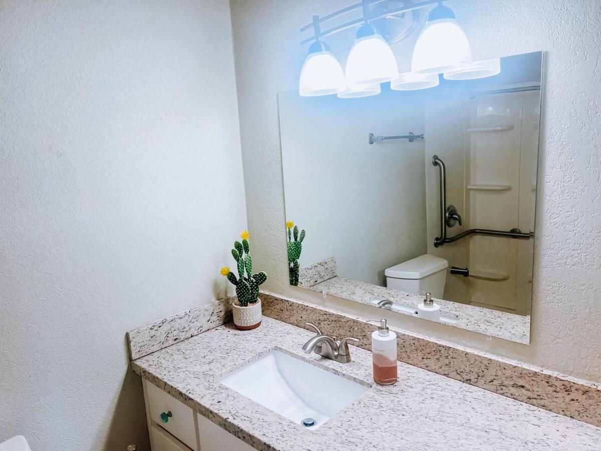 The Comforts Of Near Old Town Scottsdale