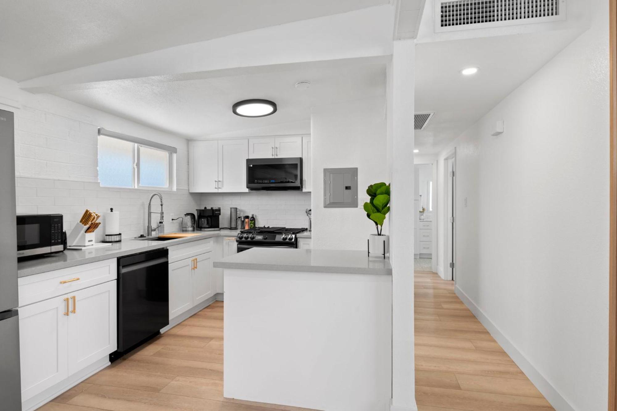 Holiday home Brand New W Parking Blocks From Oldtown- 1a *