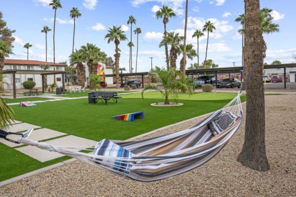 Luxe 1b1b With Pool Access And Free Parking * Scottsdale