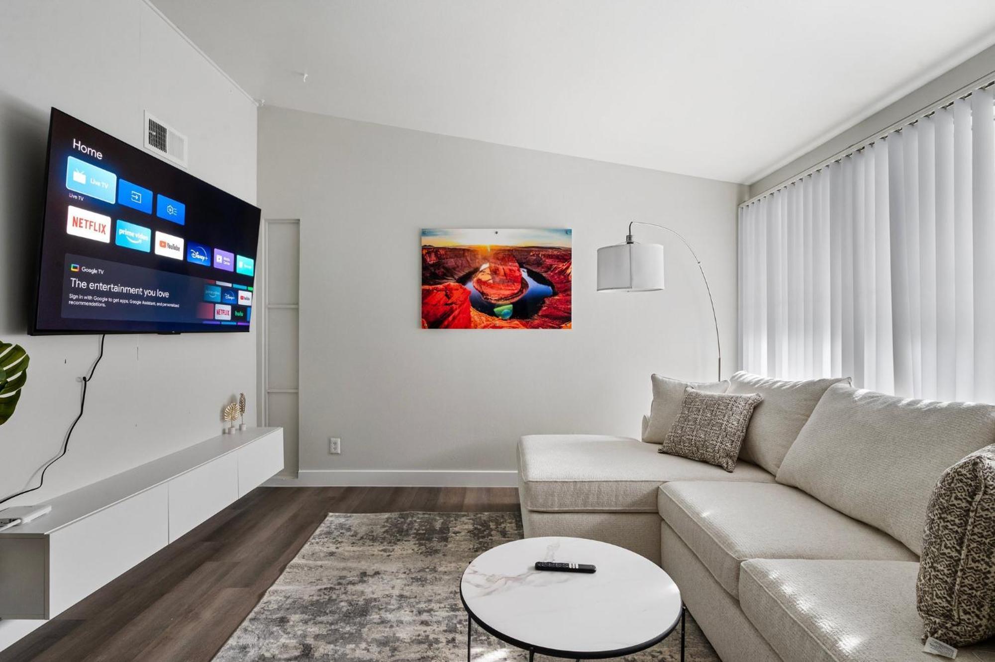 Apartment Comfy And Relaxing 2b2b Hideaway In With Free Parking Scottsdale