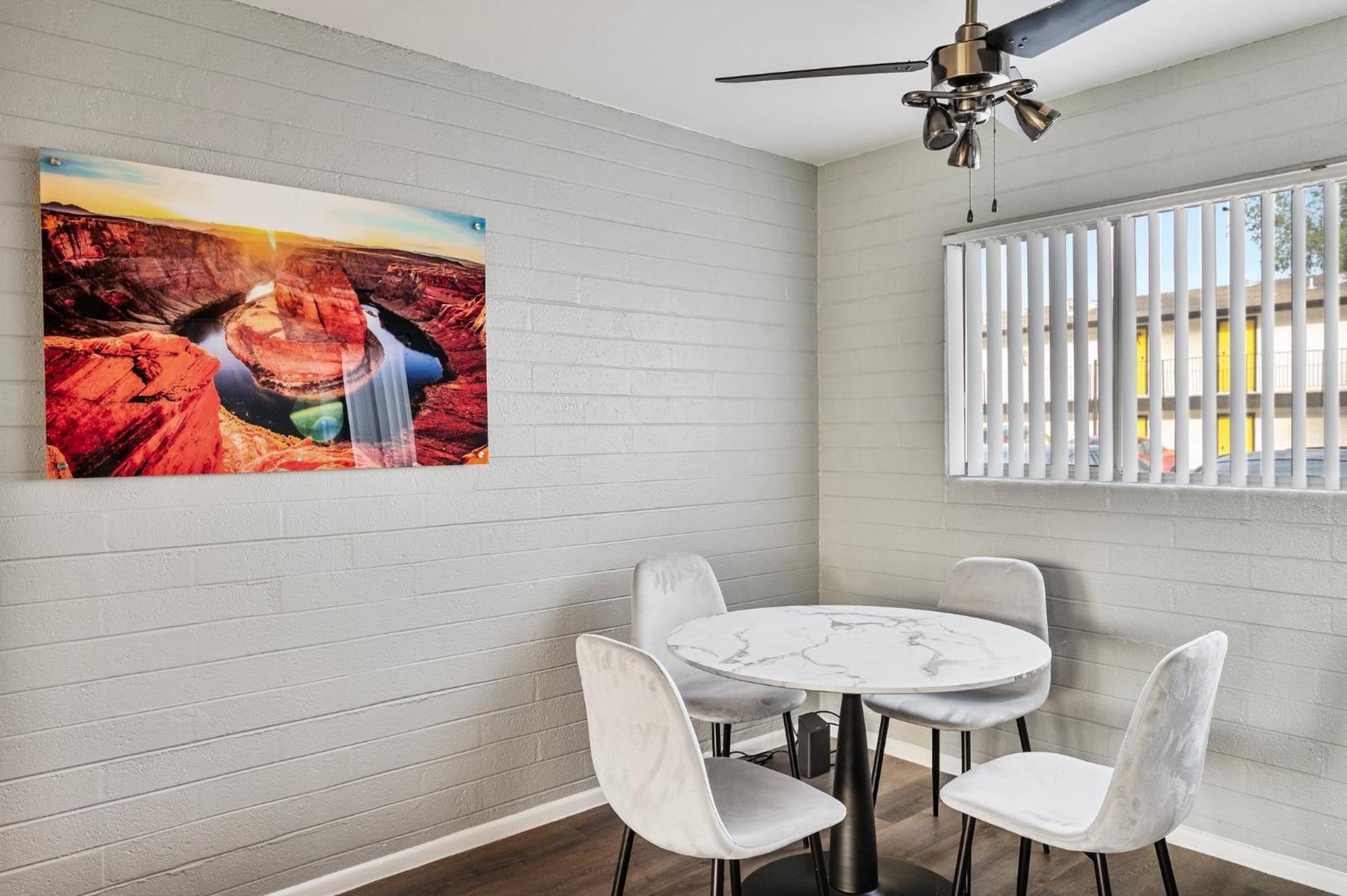 Modern 1b1b Escape In * Scottsdale